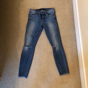 Joe’s Cropped Skinny Jeans with Frayed Bottoms